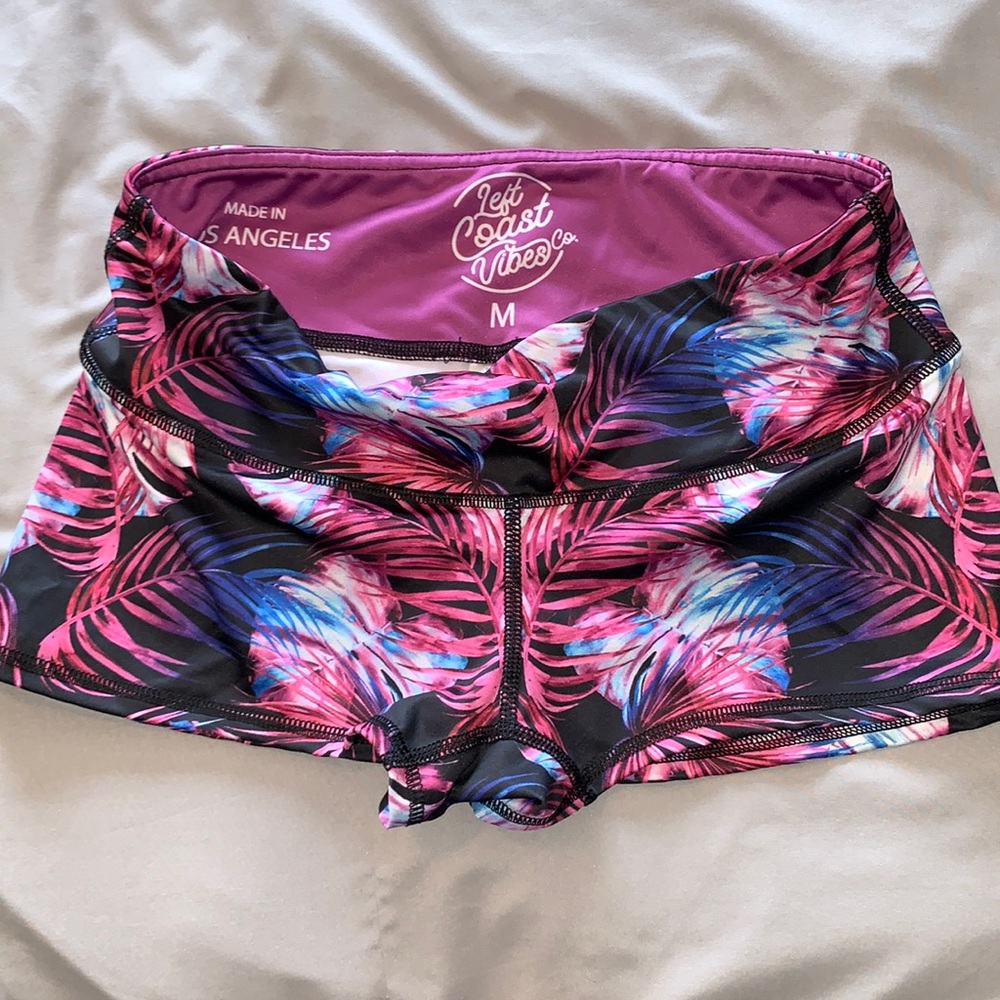 Left Coast Vibes Co. size medium shorts